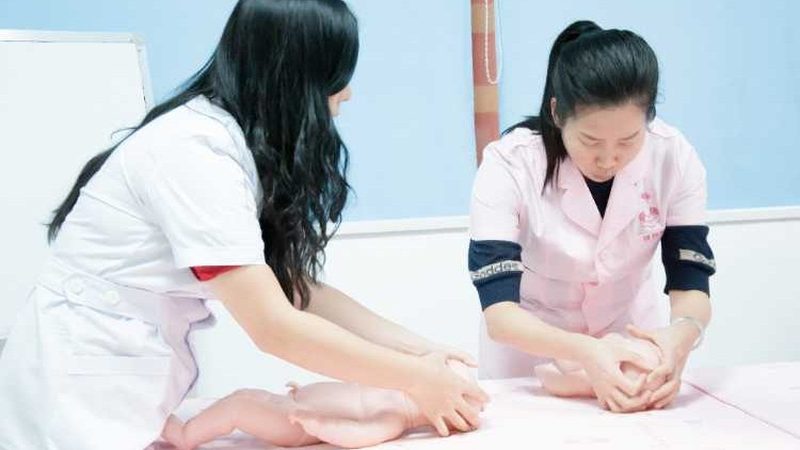 月子中心里的秘密：月嫂、护士、护士分工明细全解析